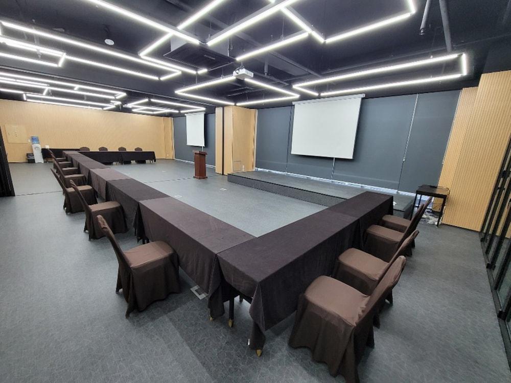 Osong H Hotel Sejong City تشونغجو المظهر الخارجي الصورة